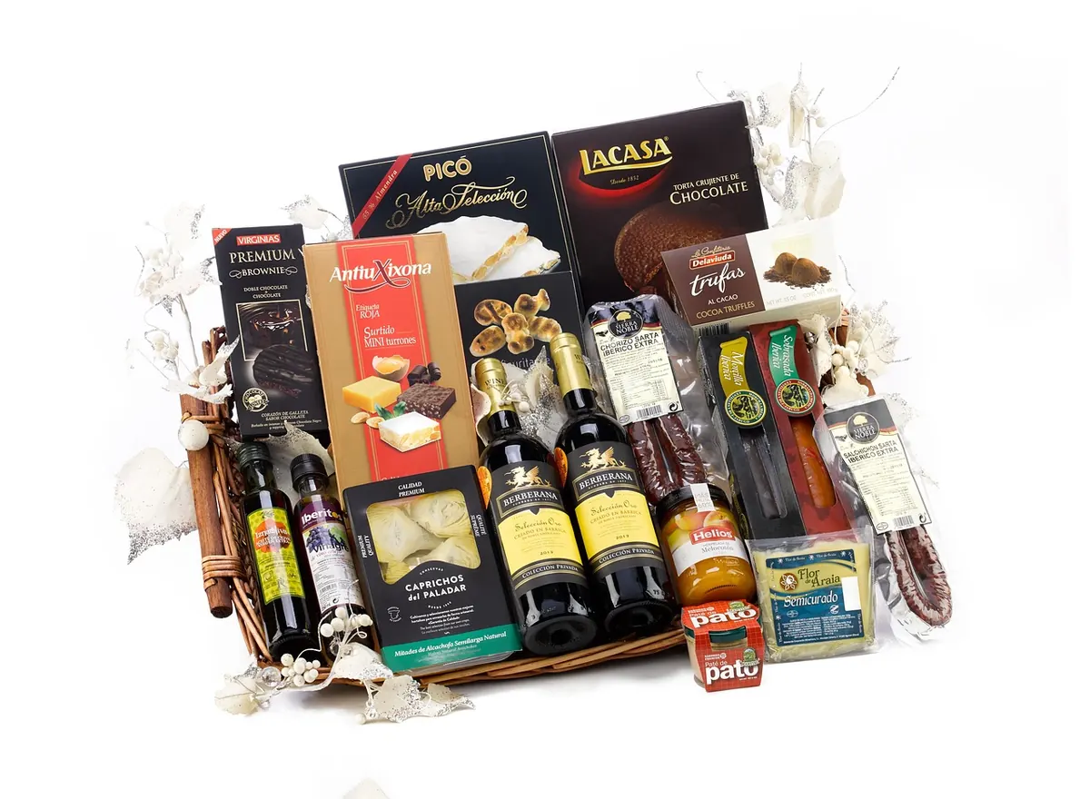 Christmas Hampers vs. Build-Your-Own: Cost, Customisation, and Freshness Compared